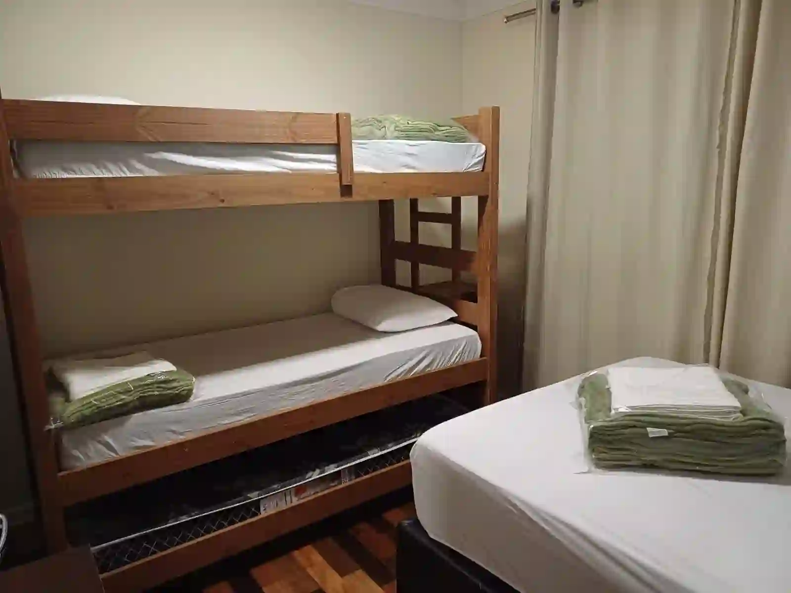Quarto com beliches